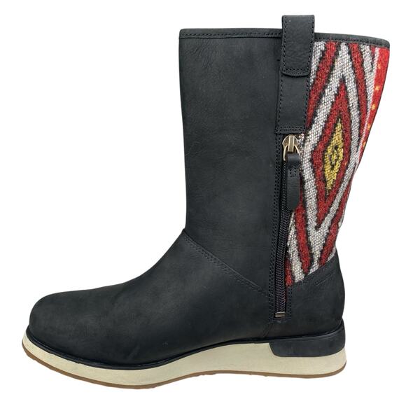 Merrell Women’s Roam Black Leather Waterproof Pull On Boot Size US 7 - Picture 2 of 9